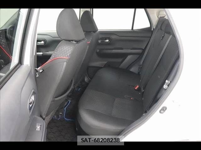 Toyota RAIZE 2022-02 8372102-12