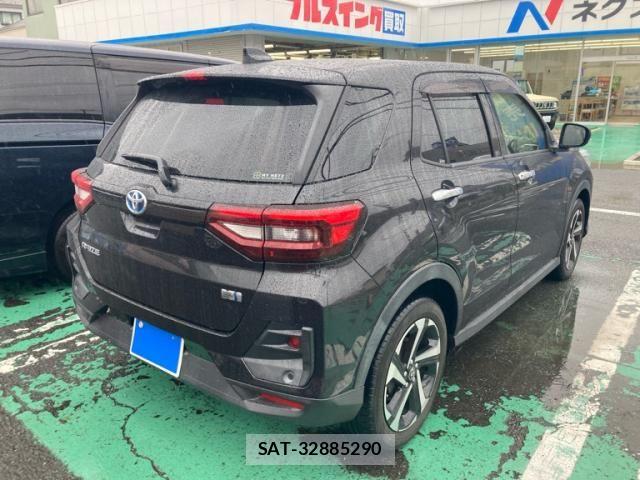 Toyota RAIZE 2022-01 8745468-4
