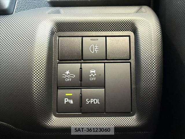 Toyota RAIZE 2022-07 8781793-6