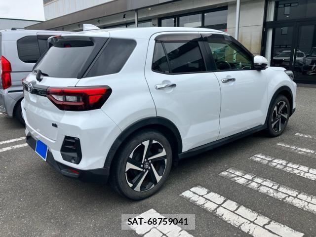 Toyota RAIZE 2021-12 8831259-3