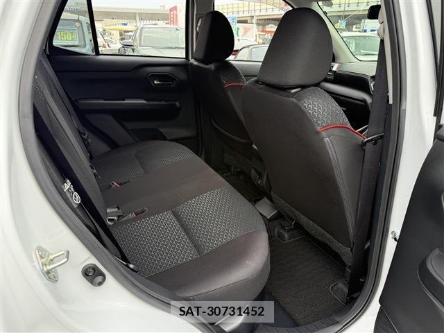 Toyota RAIZE 2025-04 8831260-19