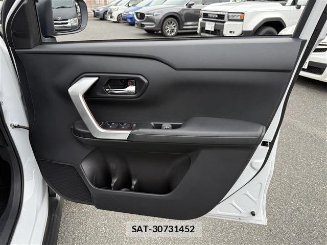 Toyota RAIZE 2025-04 8831260-22