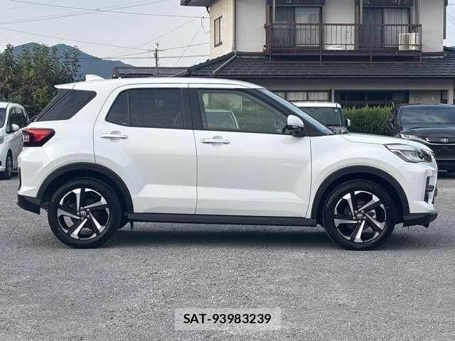Toyota RAIZE 2026-09 8881771-7