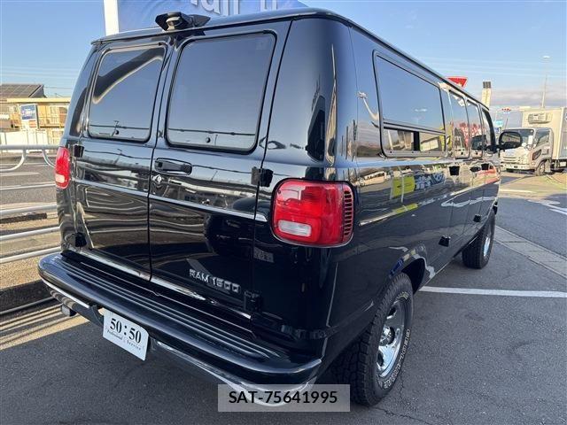 Dodge RAM 2004-04 2214797-1