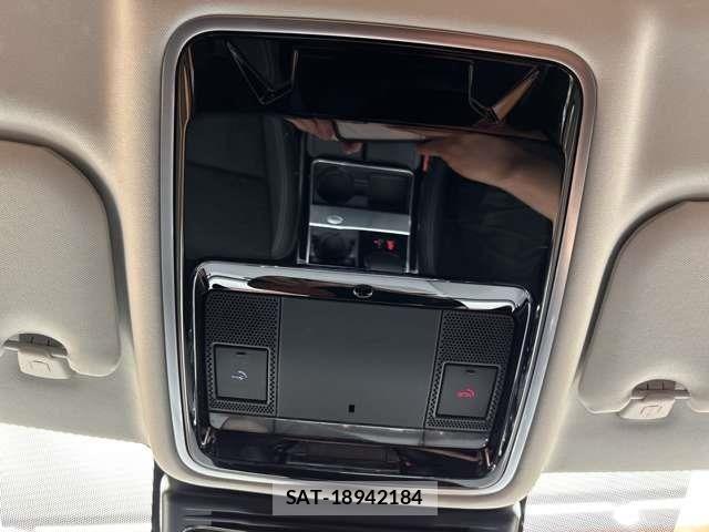 Land Rover RANGE ROVER VELAR 2021-06 8831449-6