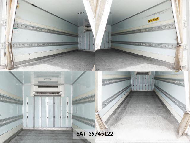 Hino RANGER 2015-01 1215375-9