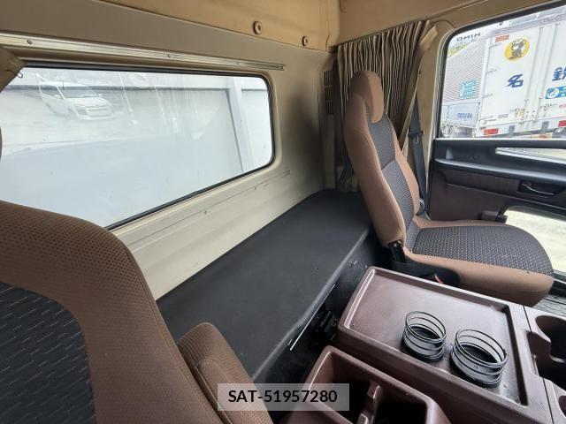 Hino RANGER 2018-11 1293510-23
