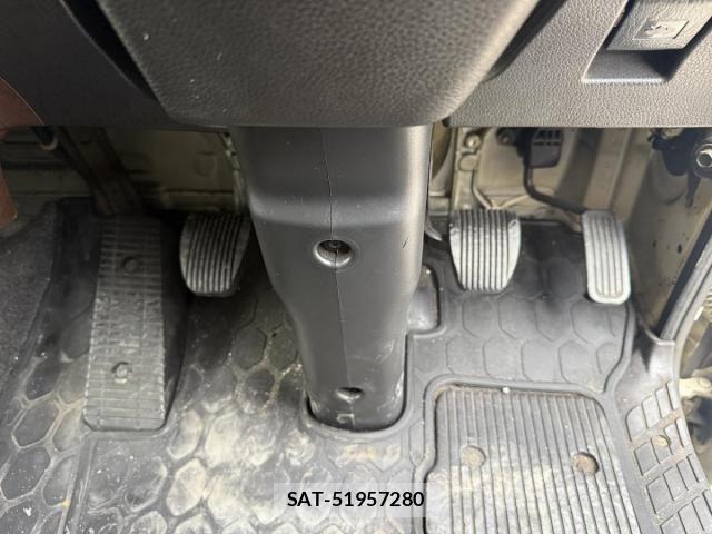 Hino RANGER 2018-11 1293510-25