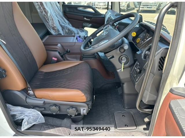 Hino RANGER 2025-01 1293517-17
