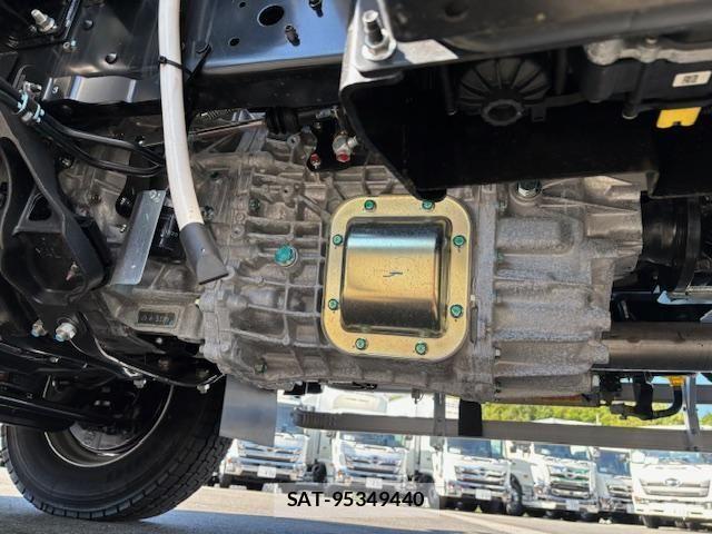 Hino RANGER 2025-01 1293517-29
