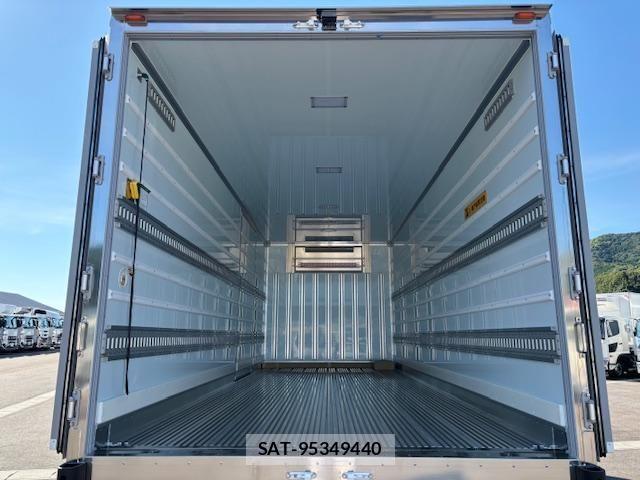Hino RANGER 2025-01 1293517-6