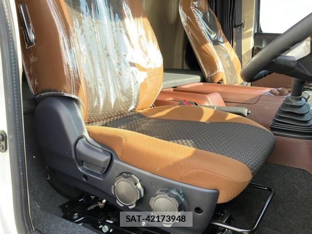 Hino RANGER 2021-12 1318697-16