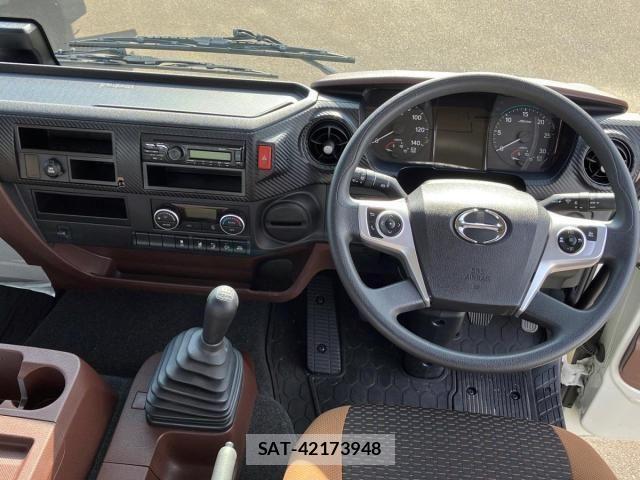 Hino RANGER 2021-12 1318697-18
