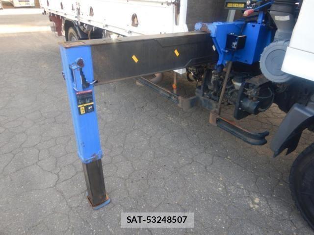 Hino RANGER 2009-09 1426831-26