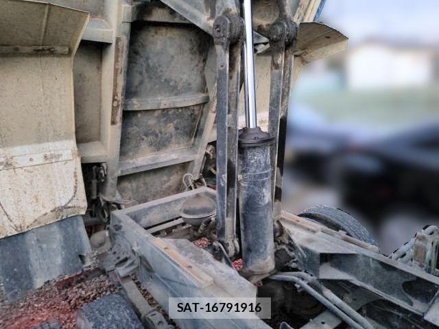 Hino RANGER 1997-09 1474640-24