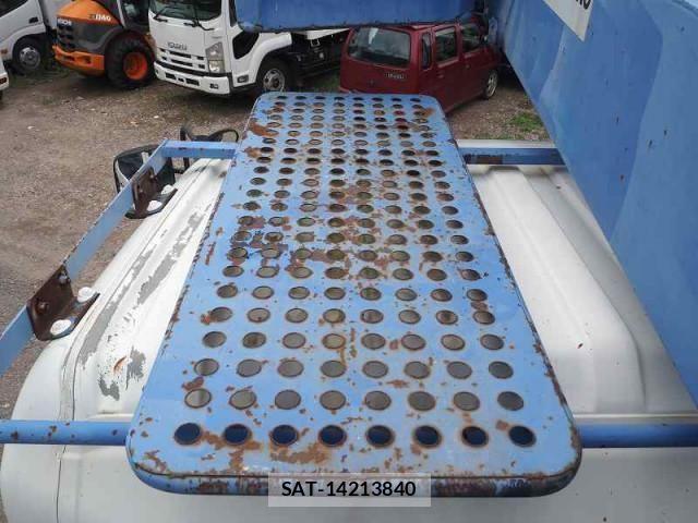 Hino RANGER 2006-08 1210704-9