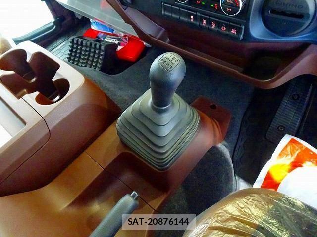 Hino RANGER 2024-06 1209700-15