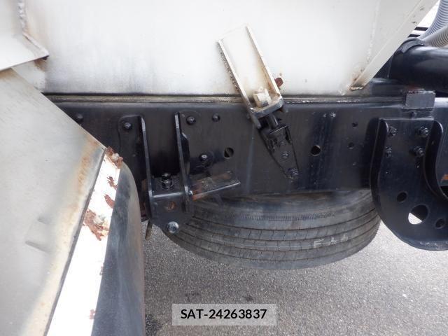 Hino RANGER 2015-03 1027717-14