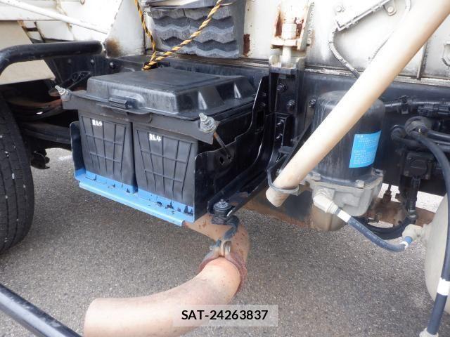 Hino RANGER 2015-03 1027717-15