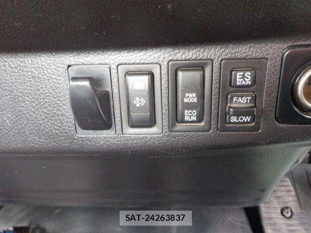 Hino RANGER 2015-03 1027717-28