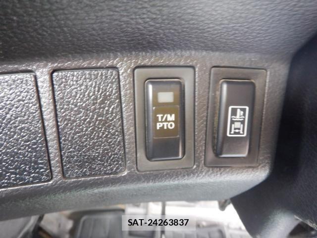 Hino RANGER 2015-03 1027717-29