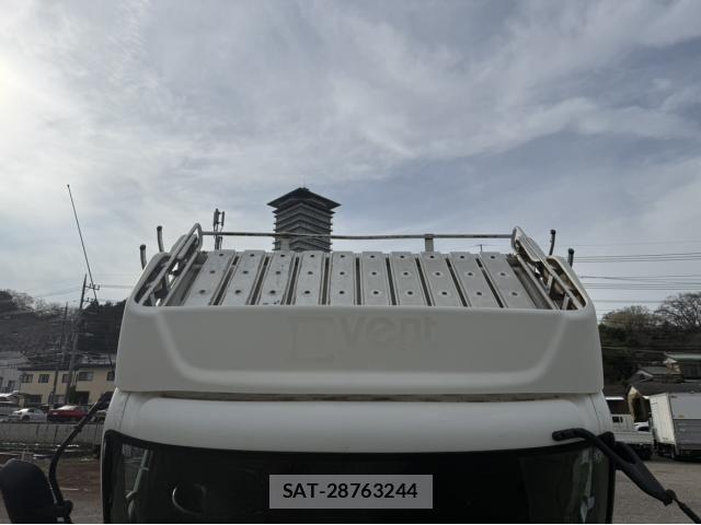 Hino RANGER 2013-11 858324-25