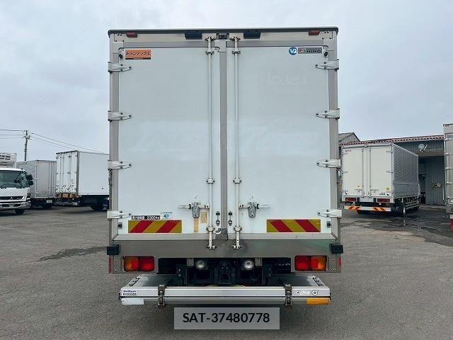 Hino RANGER 2016-08 1116047-6