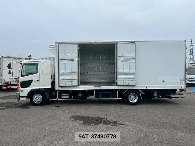 Hino RANGER 2016-08 1116047-9