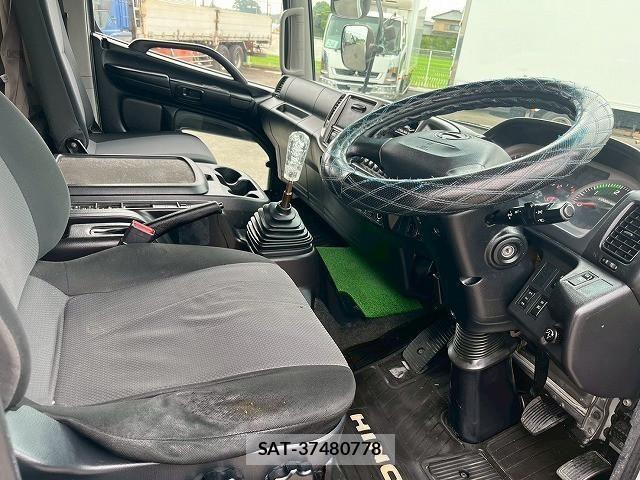 Hino RANGER 2016-08 1116047-18