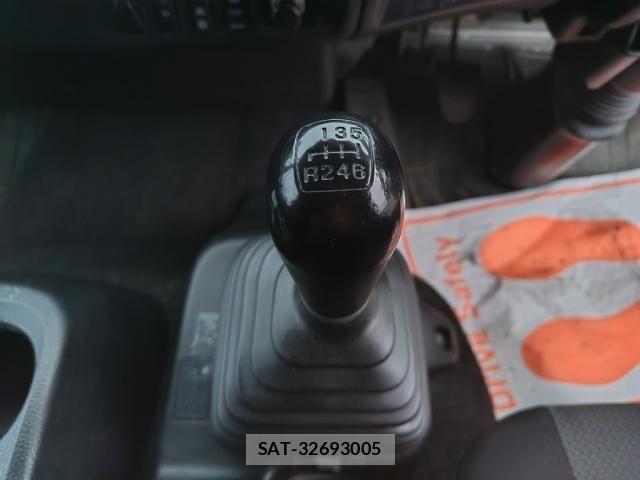 Hino RANGER 2015-04 766602-22