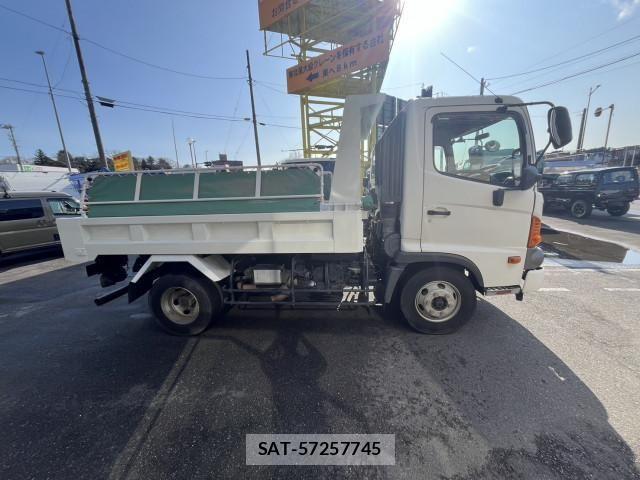 Hino RANGER 2015-06 817078-3