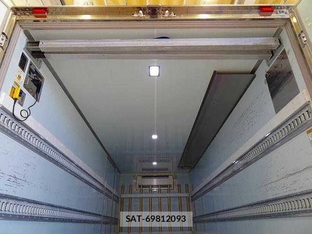 Hino RANGER 2022-12 919628-19