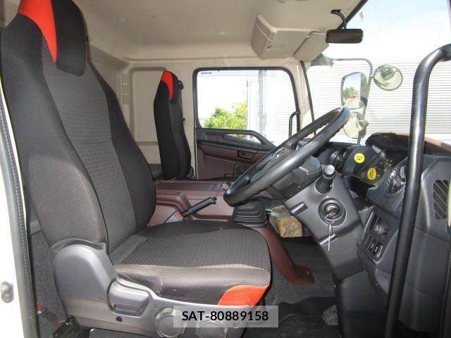 Hino RANGER 2018-11 1218322-10