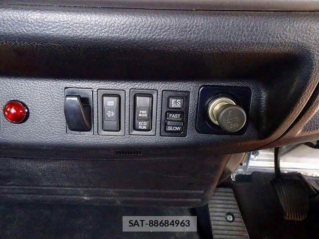 Hino RANGER 2015-11 1184174-11