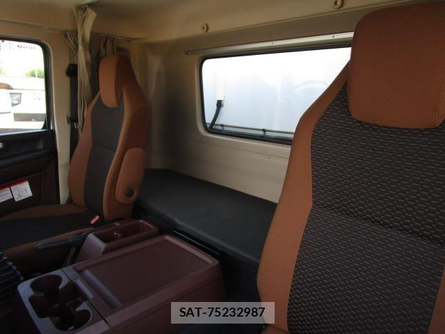 Hino RANGER 2024-11 1027723-19