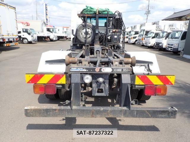 Hino RANGER 2014-06 864676-5