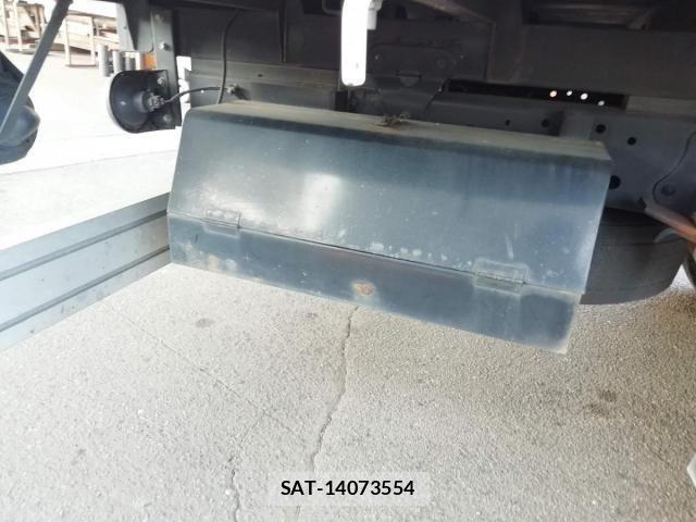 Hino RANGER 2011-12 1587085-13