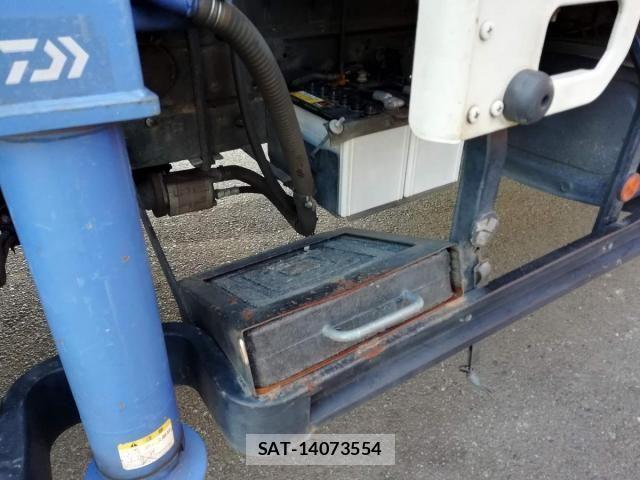 Hino RANGER 2011-12 1587085-8