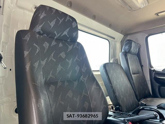 Hino RANGER 2012-11 830130-24