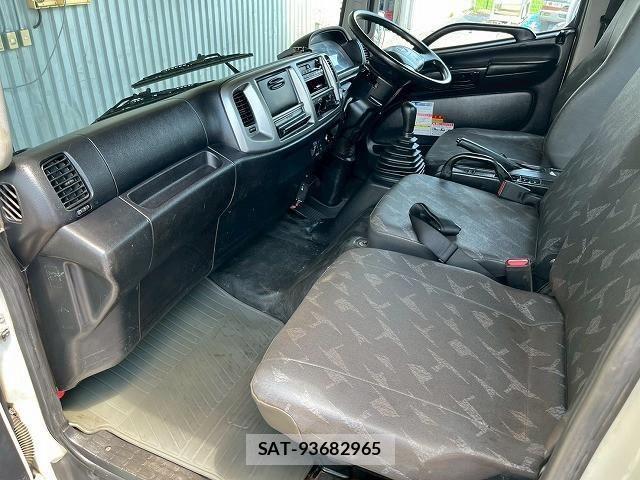 Hino RANGER 2012-11 830130-27