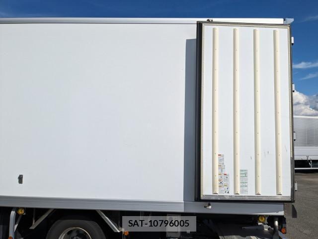 Hino RANGER 2023-01 1745614-9
