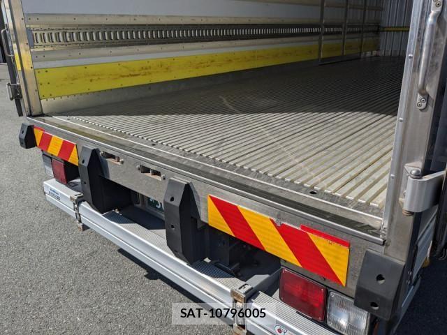 Hino RANGER 2023-01 1745614-19