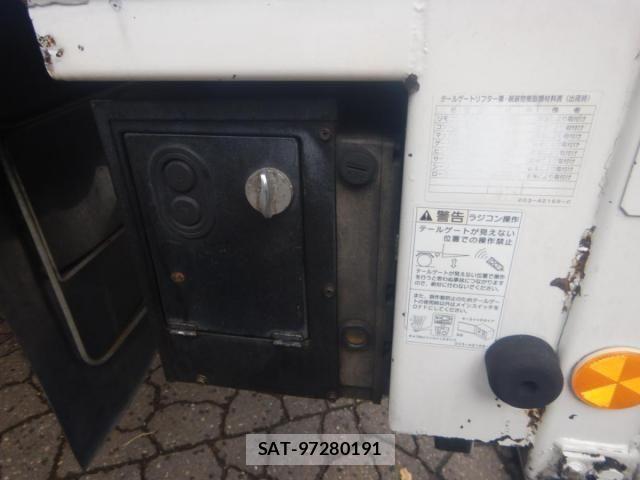 Hino RANGER 2007-08 1828319-23