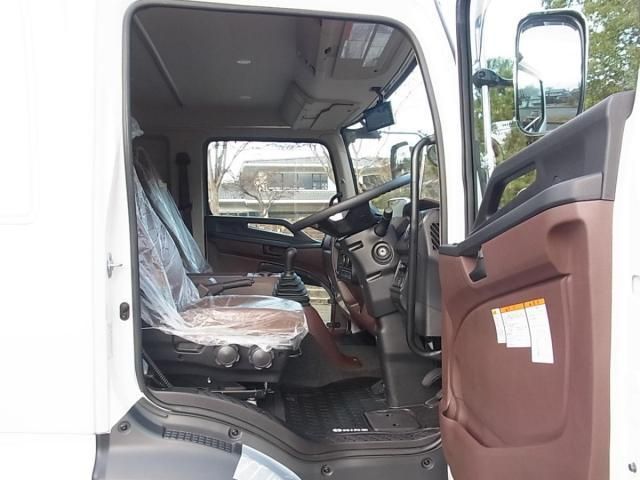 Hino RANGER 2025-06 2018214-19