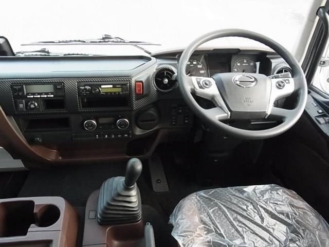 Hino RANGER 2025-06 2018214-23