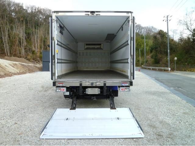 Hino RANGER 2023-08 2197825-21