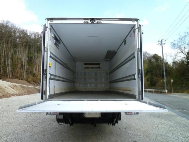 Hino RANGER 2023-08 2197825-23