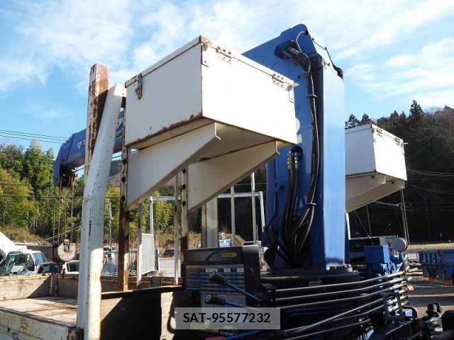 Hino RANGER 2014-11 2317186-23