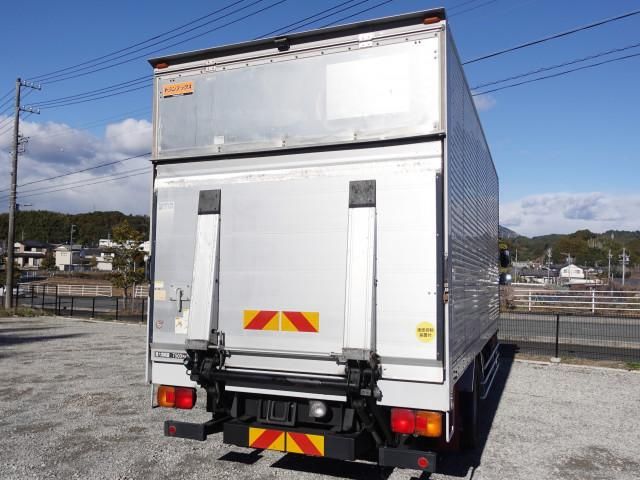 Hino RANGER 2013-09 2317752-8