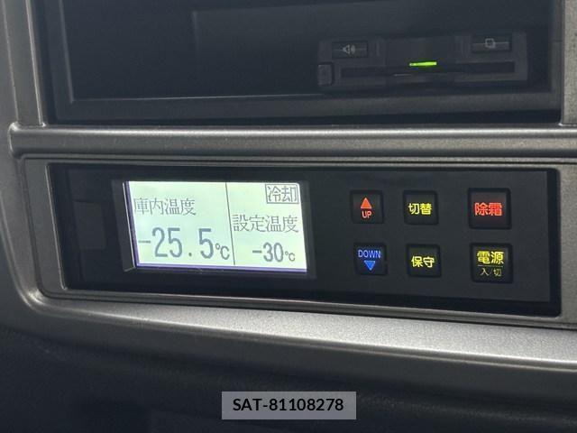 Hino RANGER 2017-07 2320036-12